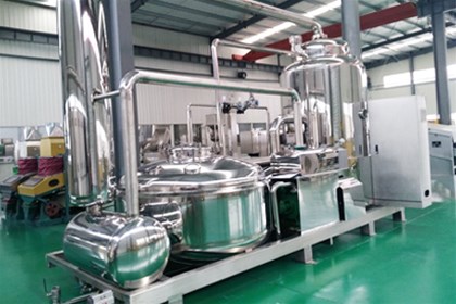 真空油炸設(shè)備廠家 解讀，奧普真空低溫油炸機，質(zhì)量可靠有保障